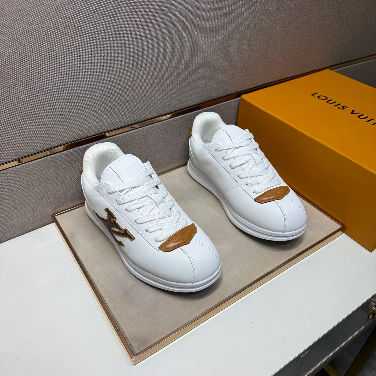 Men's men's shoes 💰pp560 [LV～] Men's casual shoes 2025z cabinet sales simultaneously 🔶Size: 38-44 #️⃣ 🔷6 colors🔜The upper is made of multi-material splicing➕Mesh lining, comfortable and breathable, sole: original comfortable and wear-resistant outsole, ⚠️real thing📱photographed🎬real thing is better📢📢📢